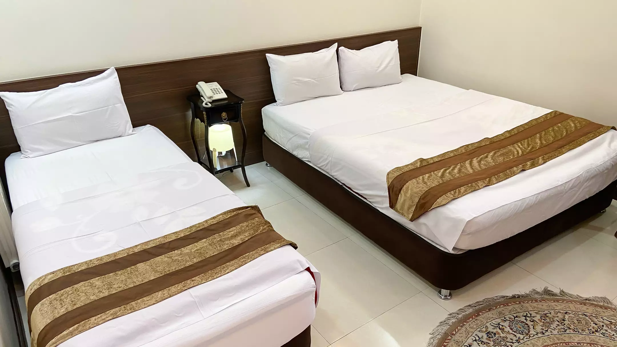 Alibaba https://cdn.alibaba.ir/ostorage/hotel-accommodation-images/67031ea12cf976539175f6a7_79c96104-44f8-4892-9677-77331a83b892_چهارتخته (5).webp